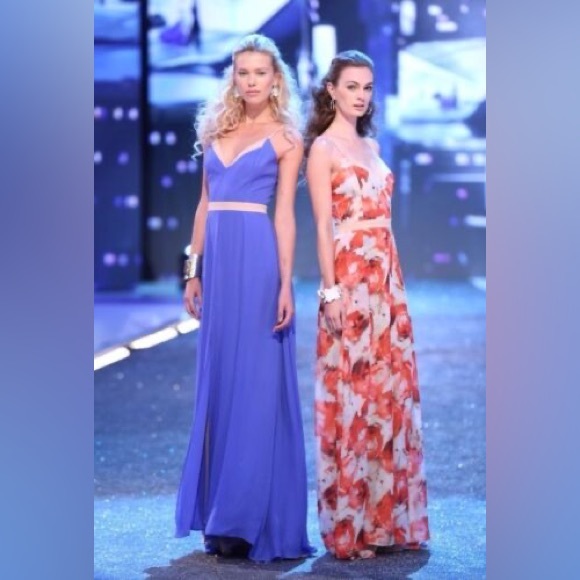 Fashion Star Blue Maxi Dress with Split Front Pocket| Size 12| Wedding Guest - Picture 3 of 6